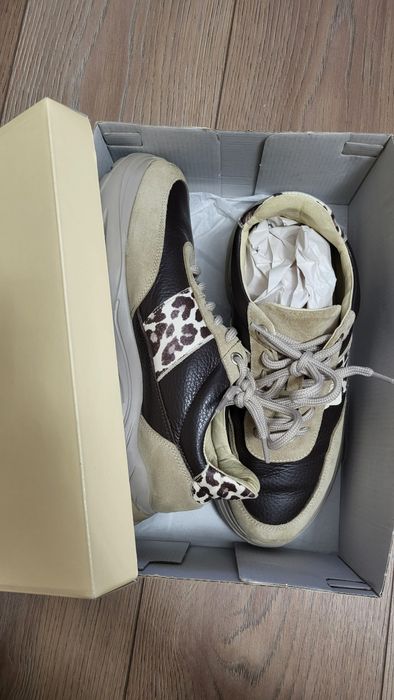 Маратонки- естествена кожа