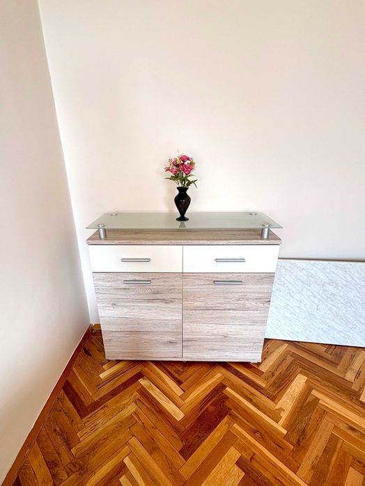 Дава се под наем Четиристаен апартамент в Бургас, Братя Миладинови - 110 кв.м за 561 € - Снимка #2