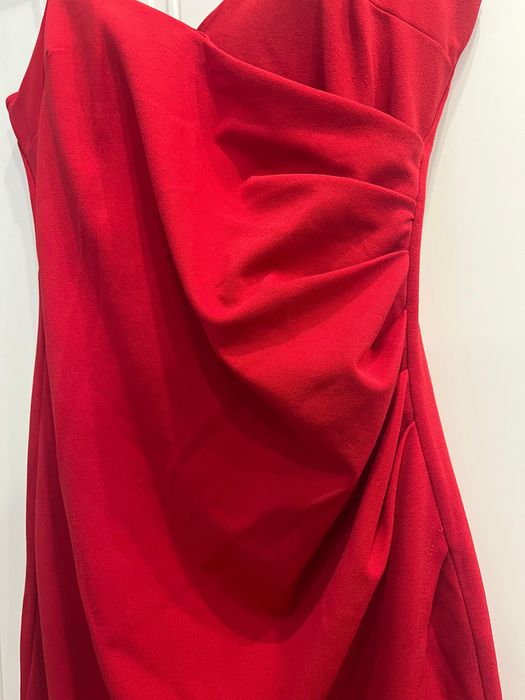 Продам платья на выход