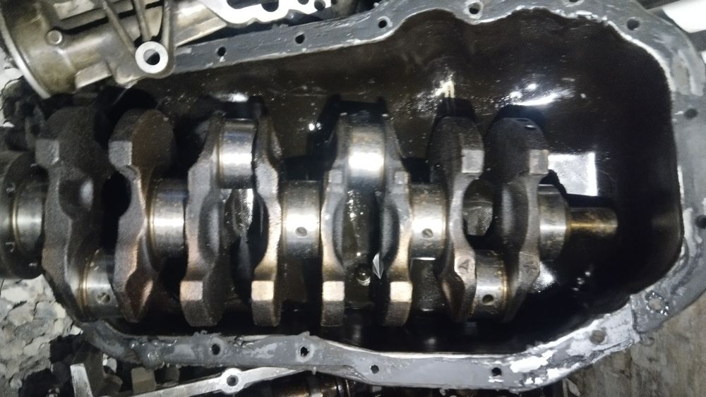 Продам двигатель в разборе.