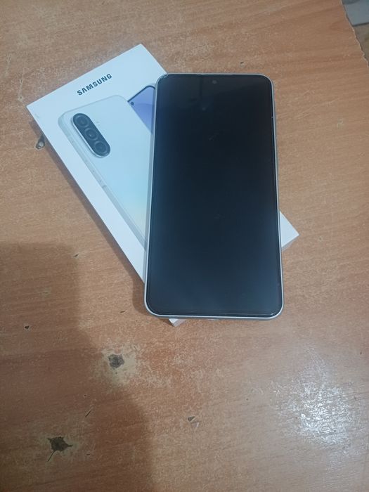 Самсунг А36 5G продам почти новый