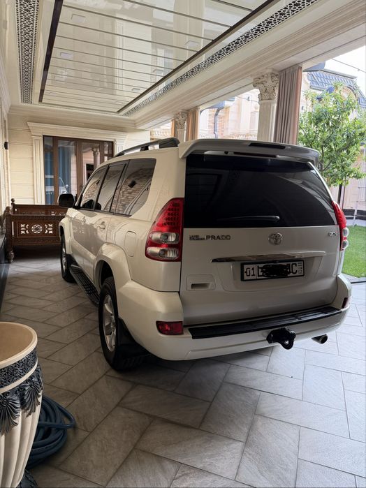 Toyota 120 prado.