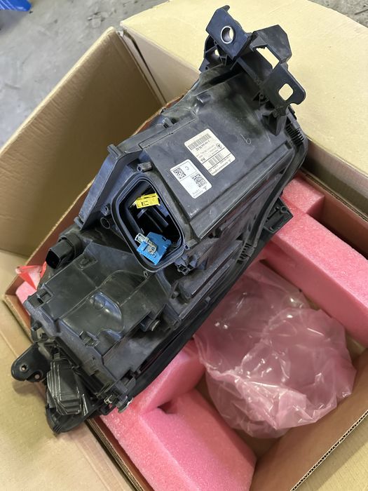 Mercedes Gle д. Фар Оем със забележка