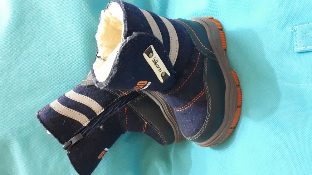 Зимние сапожки для мальчика (23 размер)