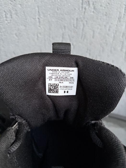 Adidasi Under Armour copii marimea 36