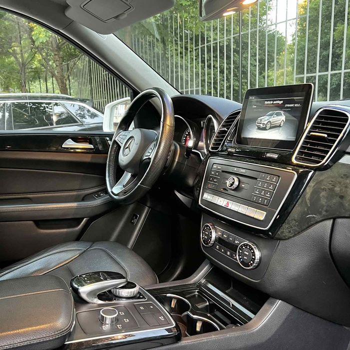 GLE 350d 4matic AMG line 2017г