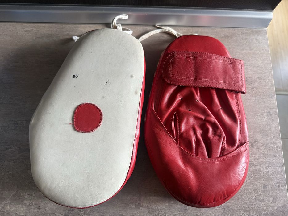 Manusi box + training pads