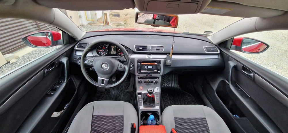 VOLKSWAGEN Passat 2012 — imagine 3
