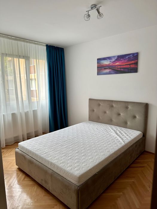Proprietar închiriez apartament 2 cam Sagului