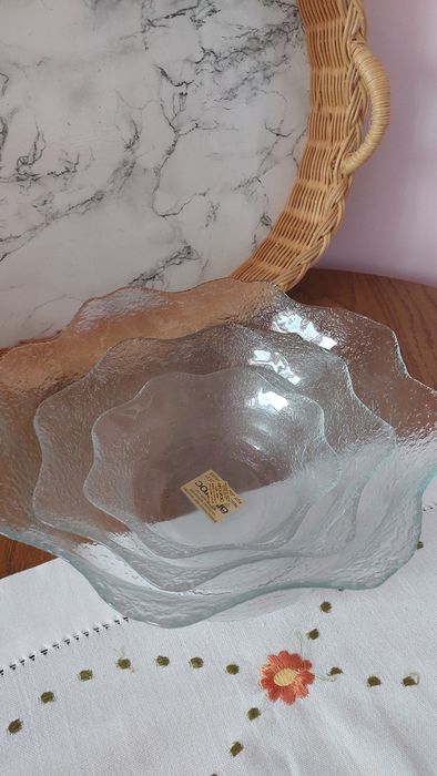 3 броя стъклени купи Arcoroc в отлично състояние