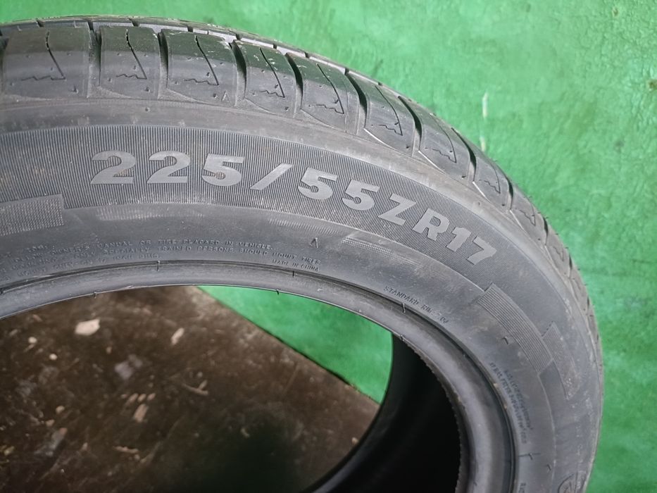 Шины новые 225/55 ZR 17 Firemax