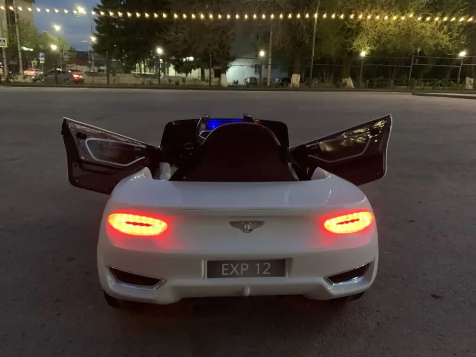 Электромобиль Bentley EXP12 JE1166