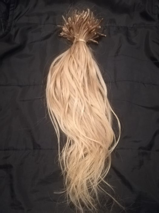 Екстеншъни за коса