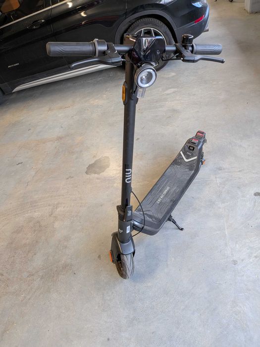 Trotineta Electrica pliabila Niu KQi3 Pro Negru, 50km, 350W