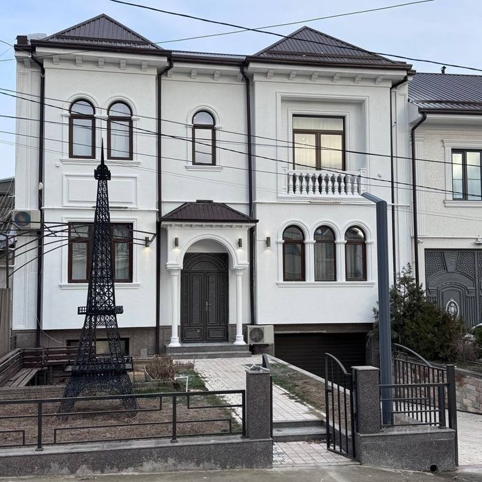 Срочно Срочно продаётся ЛЮКС Дом самом центре города