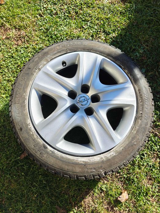Jante Opel 17 + cauciucuri de iarna Tigar