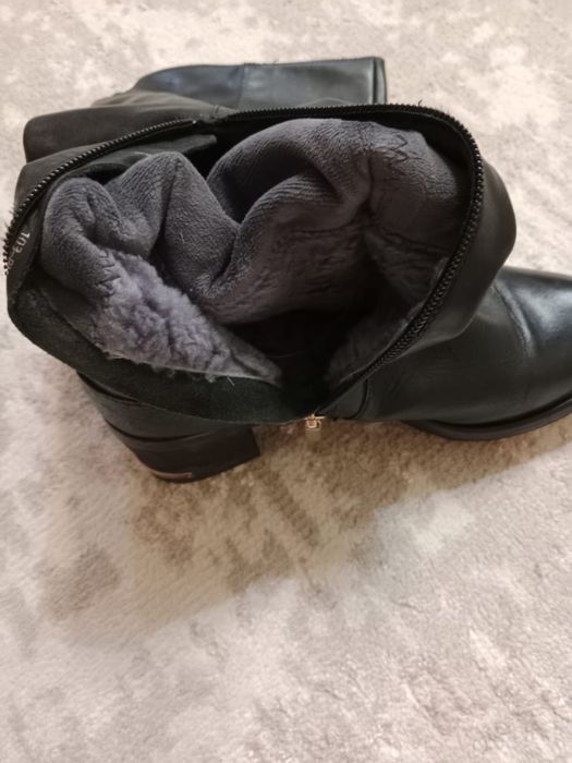 Ботинка зимний женский