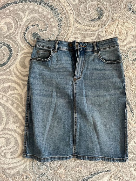 Продается школьная форма