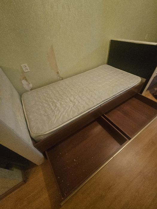 Продаётся кровать