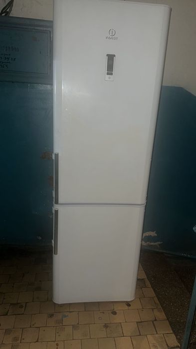 Холодильник Индезит
