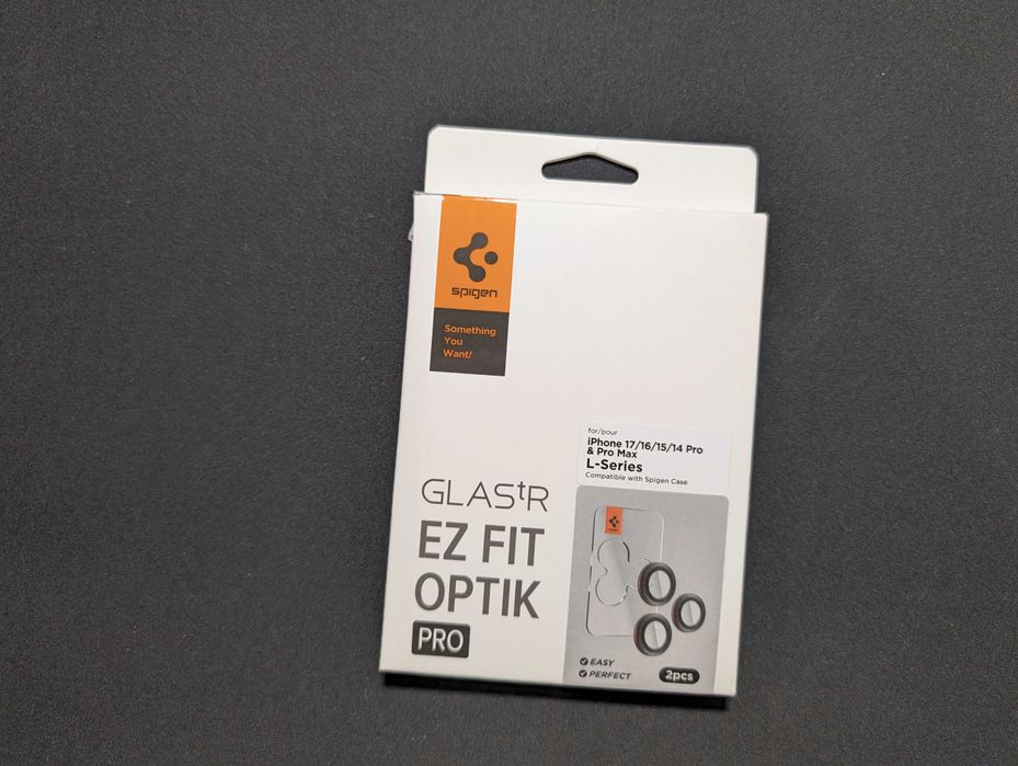 Folie Camera SPIGEN Glass.tR Optik EZ Fit Pro, black - iPhone 16 Pro