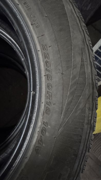 Roadstone winguard suv  225/60/18 - зимни гуми