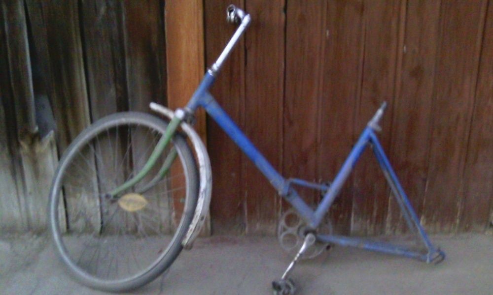 Запчасти от велосипеда "Салют М"