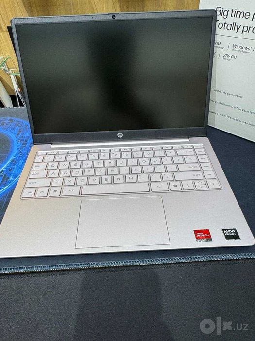 Noutbuk HP Laptop 14 AMD Athlon 7120U 4/256GB 14.0" HD 60hz Pink