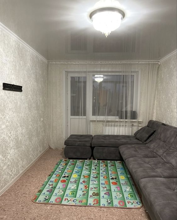 2 комнатная квартира в 23 микрорайоне Пришахтинск