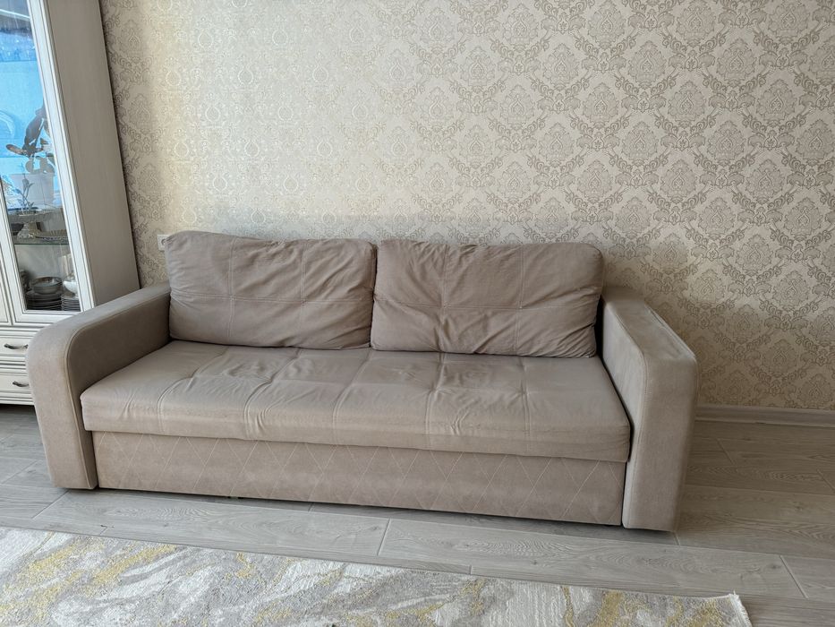 Диван размер  235см