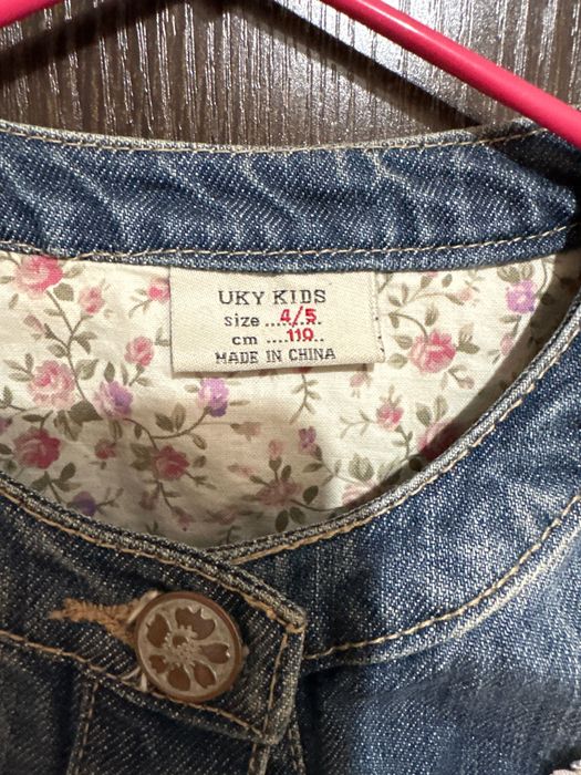 Джинсовый новый пиджак на девочку 4-5 лет