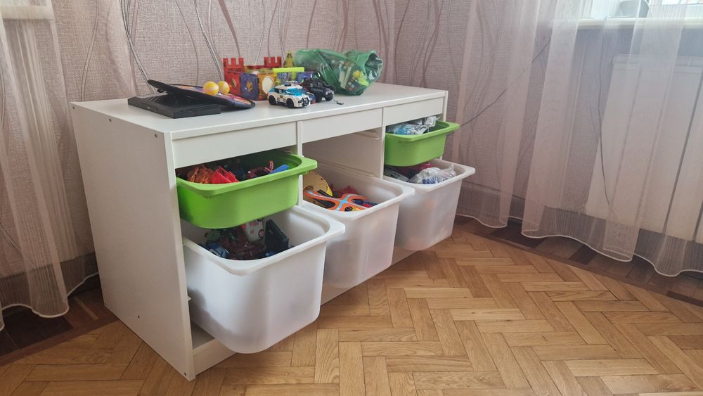 Продам стеллаж для игрушек IKEA