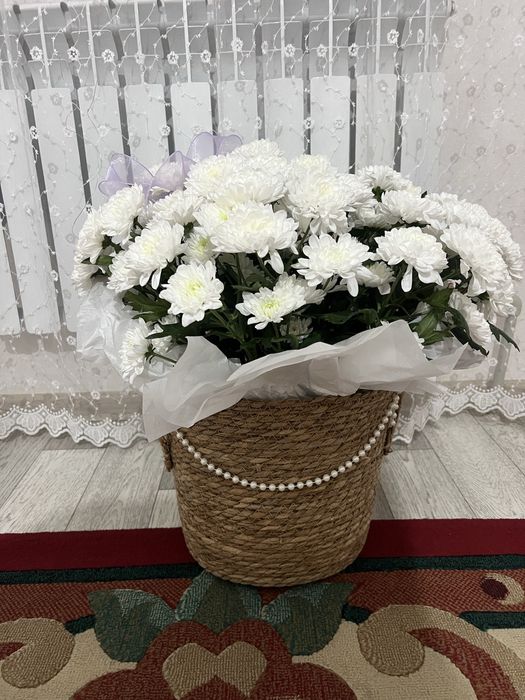 Большой букет из хризантем