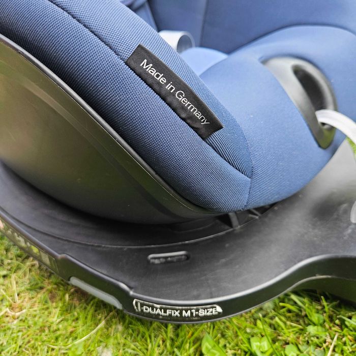 Vând scaun Britax Romer Dualfix M i-Size