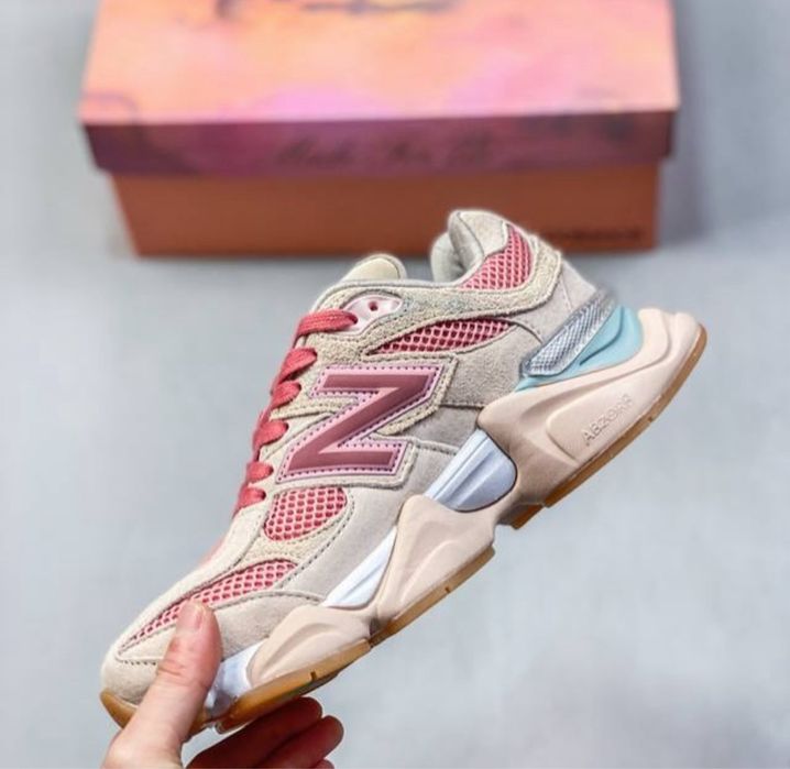 Нови дамски маратонки New Balance 9060 Penny Cookie Pink