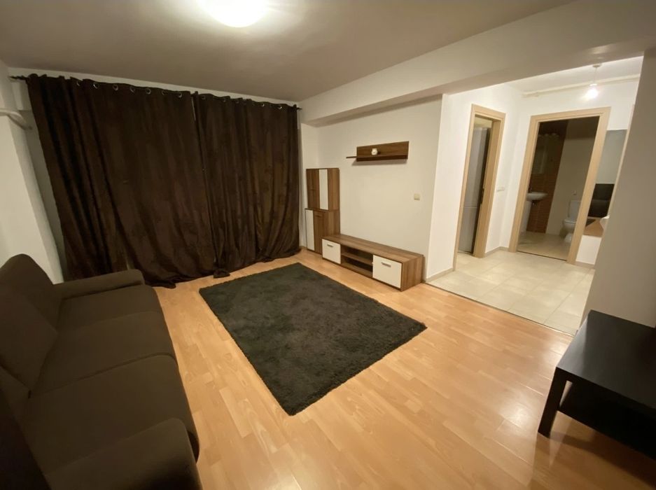 Garsoniera de inchiriat - complex Confort City + parcare - din  12 .01