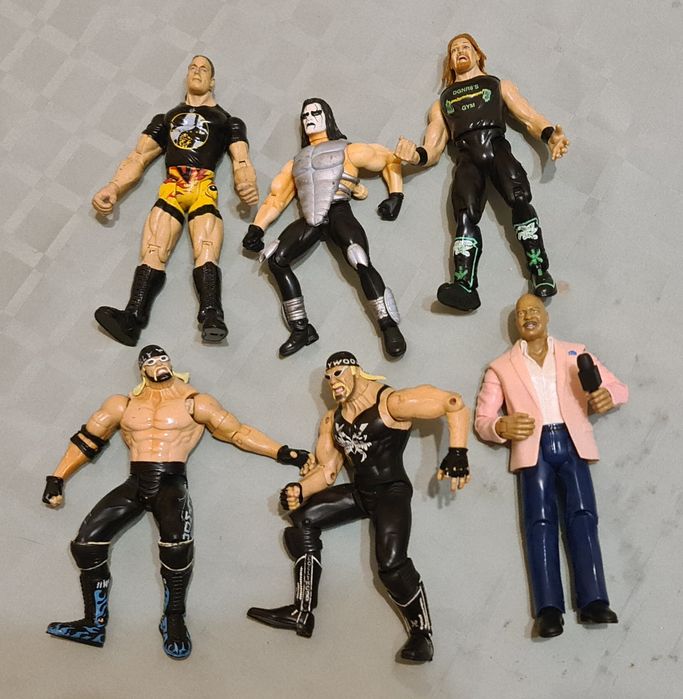 Фигурки на кечисти 45 евро