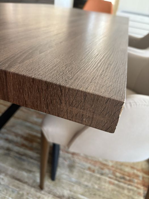 Трапезни столове и маса