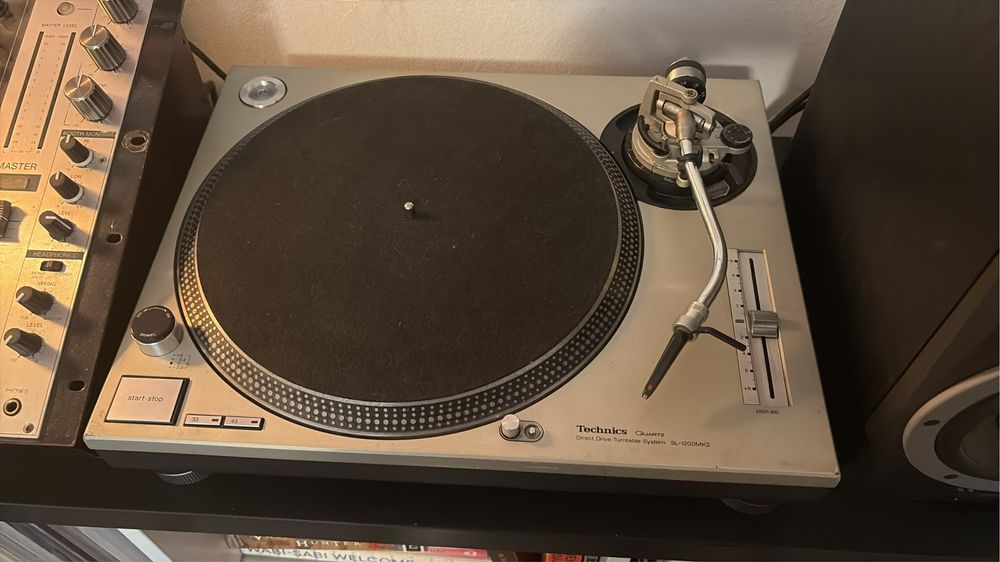 technics sl1200 mk2 pickup turntable