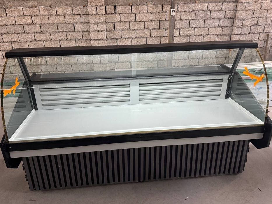 Витрина холодилникла