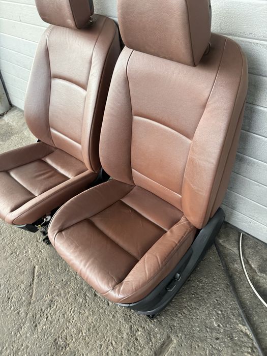 Scaune față piele Zimtbraun BMW Seria 5 F10 / F11 (2011) – Încălzire, Electrice maro ideale pt proiecte mobilier .. oem bme