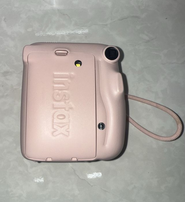 Instax mini 11 розовый