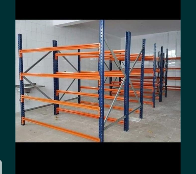 Vând rafturi metalice profesionale reglabile la super preț