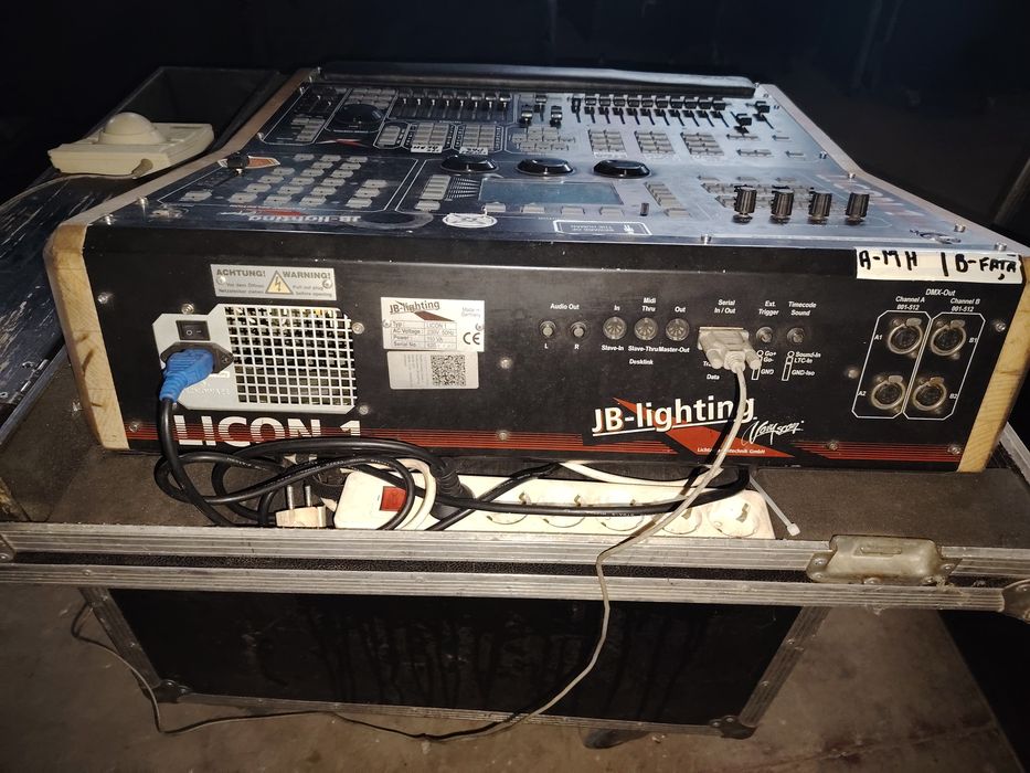 Consola/controler DMX Jb Lighting Licon1