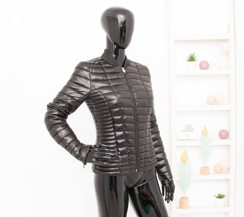 Guess Vera дамско яке черно shiny подплатено Thermore S ново