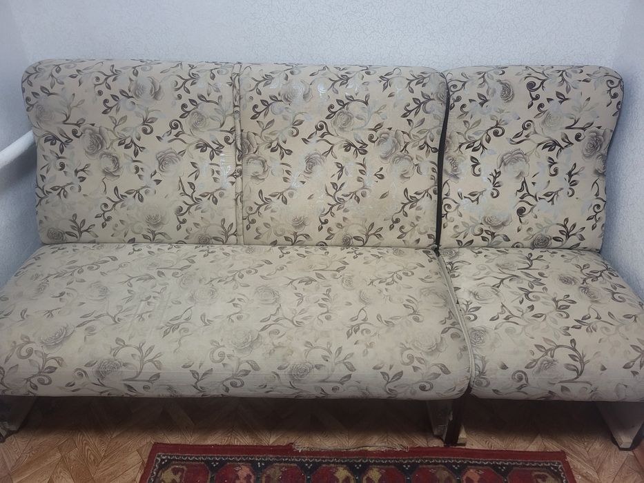 Продам диван + кресло 20.000