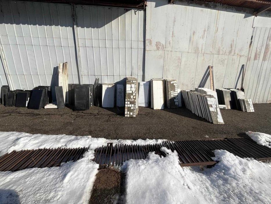 Cтеллажи разных категорий и размеров