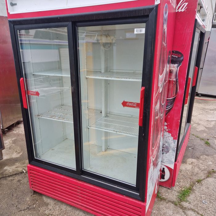 Vitrina vin 3 zone , frigider dublu inox, hota cu filtre, congelator,