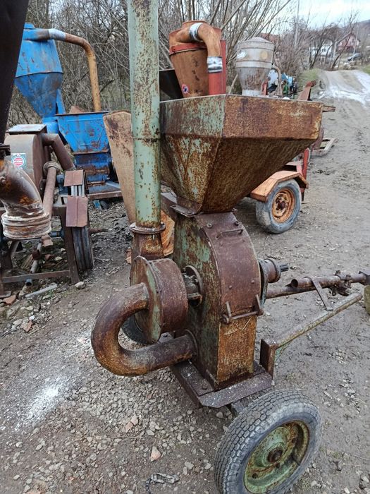 Moară.                 .