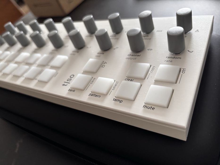Torso t-1 algorithmic sequencer